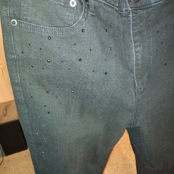 No Boundaries Black Denim Pants Rhinestone Studded Juniors Size 15 Flare - Picture 2 of 4